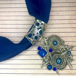 Vintage--GB Marked Silvertoned Scarf Clip 4 " Blue Settings